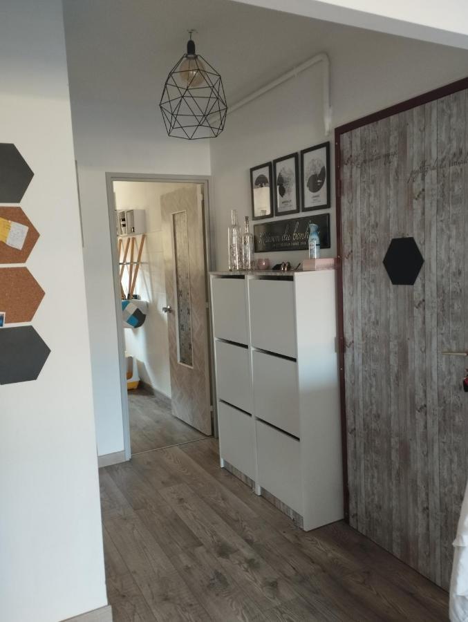 Charmant Appartement 3 Pieces Mandelieu Dış mekan fotoğraf