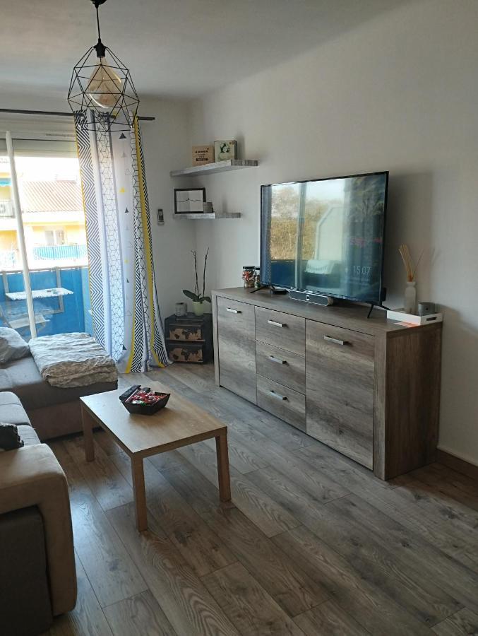 Charmant Appartement 3 Pieces Mandelieu Dış mekan fotoğraf