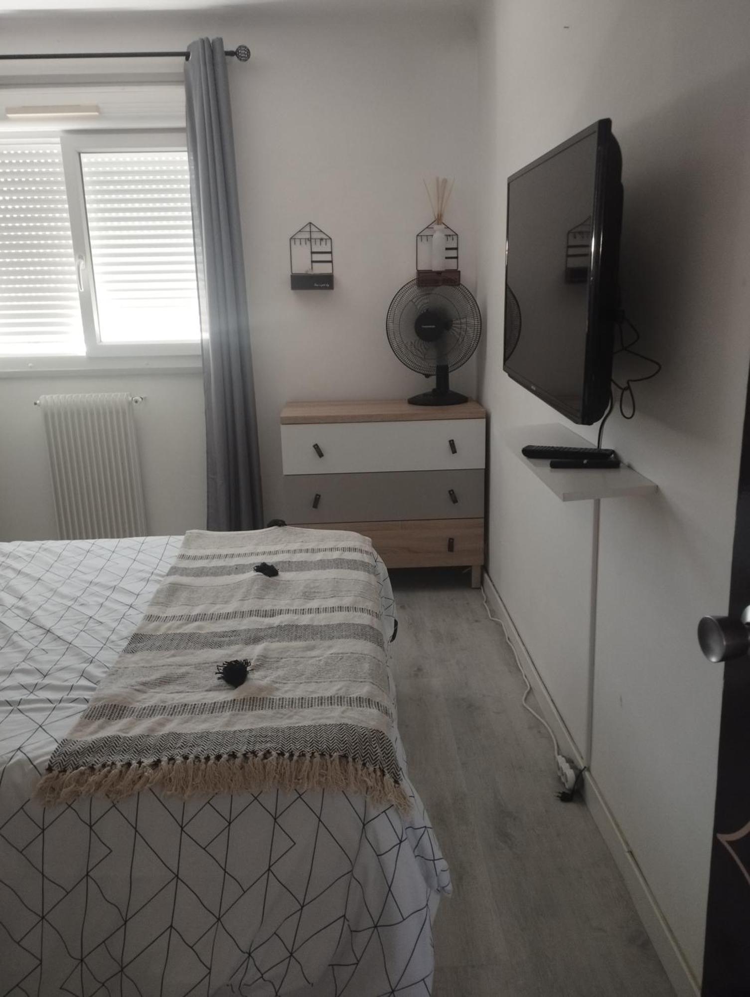 Charmant Appartement 3 Pieces Mandelieu Dış mekan fotoğraf