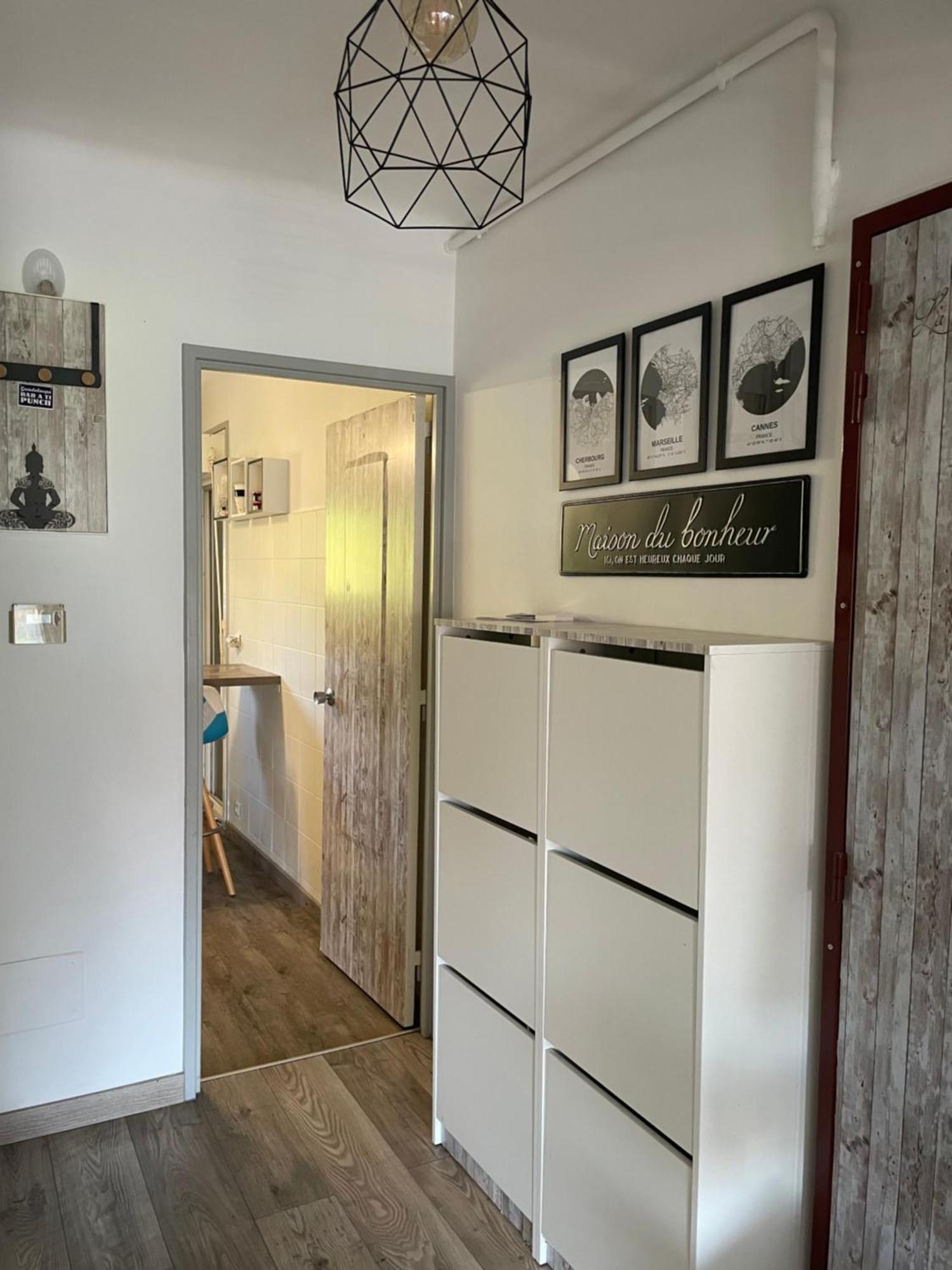 Charmant Appartement 3 Pieces Mandelieu Dış mekan fotoğraf