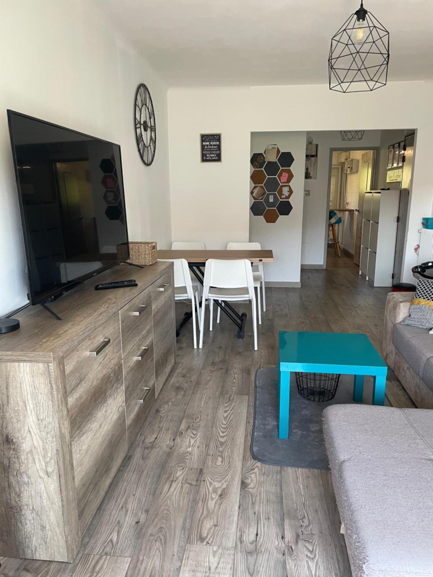 Charmant Appartement 3 Pieces Mandelieu Dış mekan fotoğraf